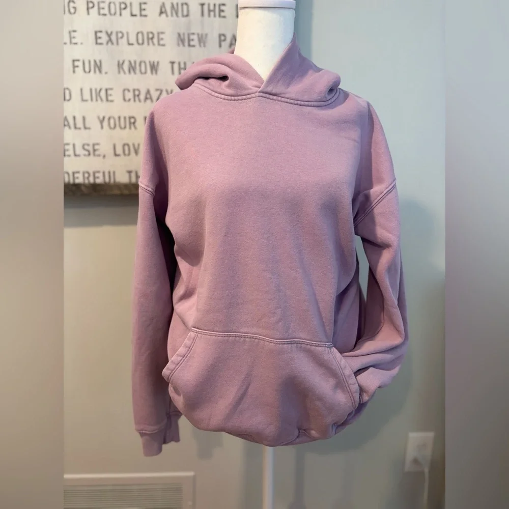 GAP Girl’s Casual Lavender Hoodie Sweater size XXL (14-16)
